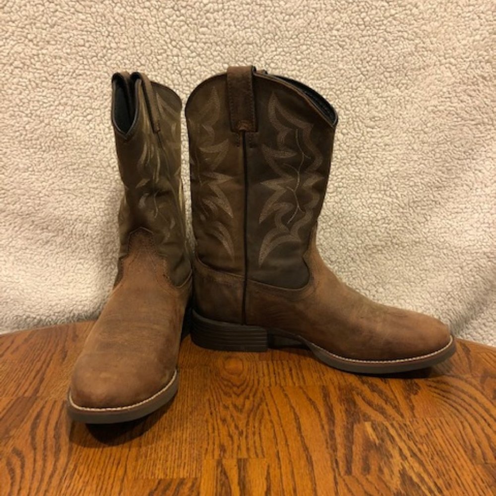 Justin Boots Buster Distressed Brown